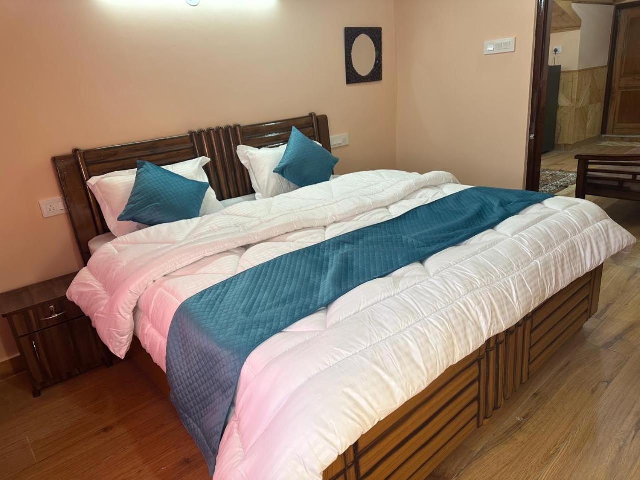 Nav Nidhi B&B Šimla Exteriér fotografie